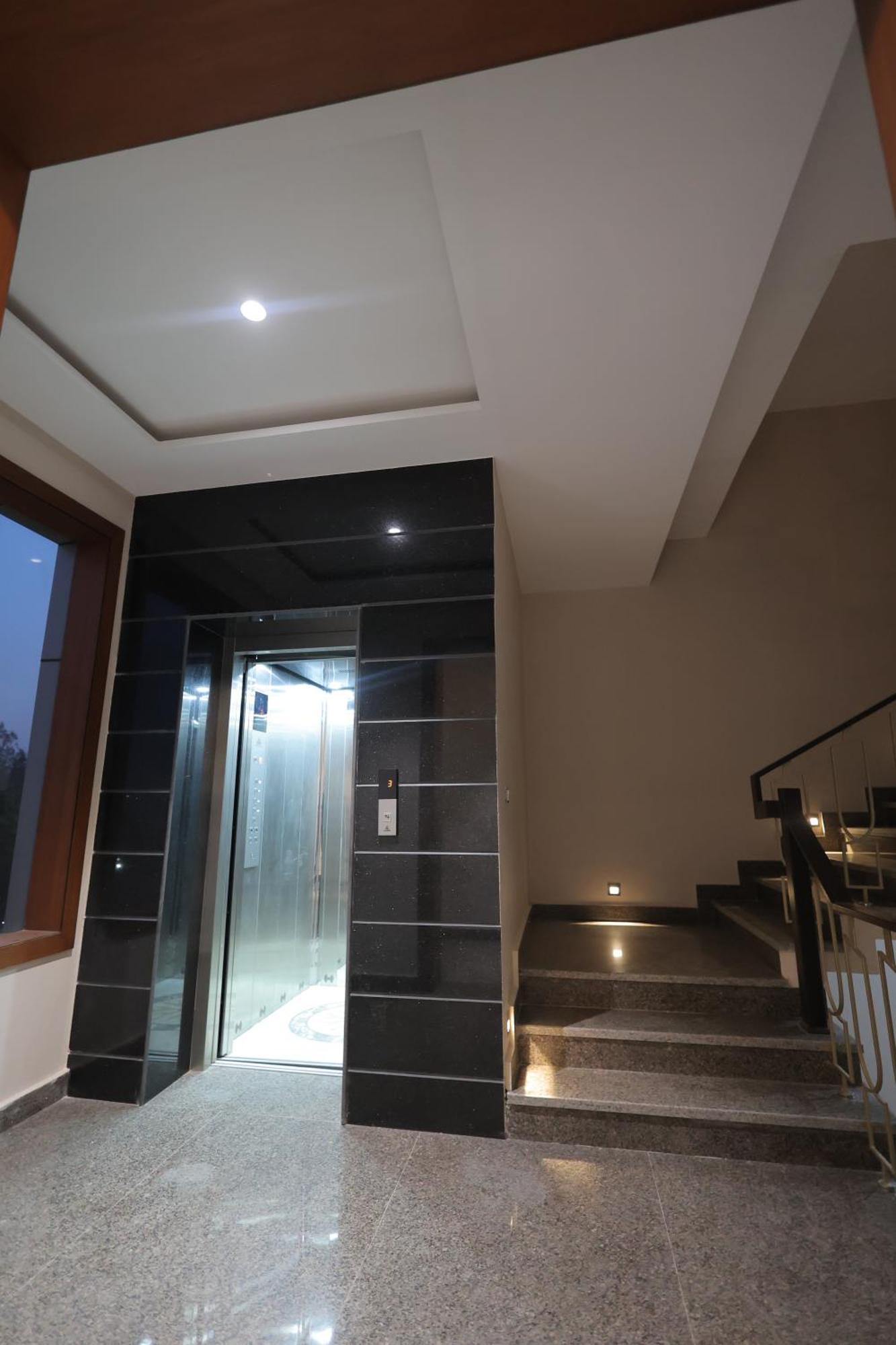 Hotel Regal Palm Moradabad Eksteriør billede